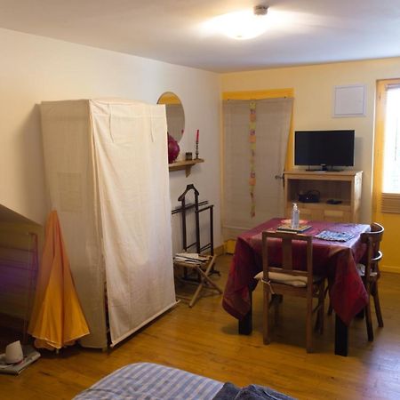 Studio Calme Et Chaleureux Brive-la-Gaillarde Exterior foto